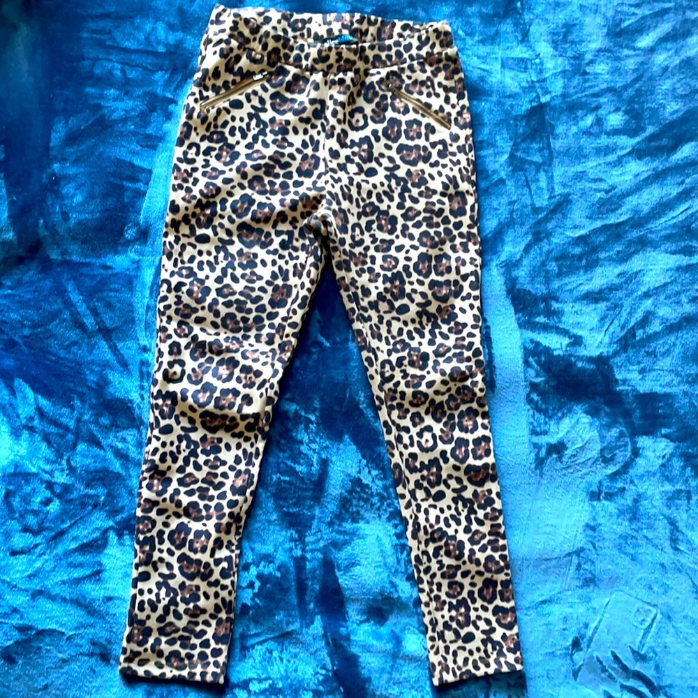 leopard print pants, worn twice, stretchy, size S